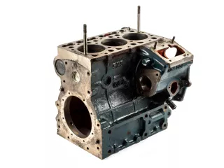 Kubota D600 engine block, used (1)