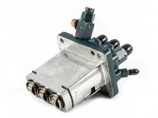 Kubota D662 injector pump, used (1)