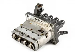 Kubota V1405 injector pump, used (1)