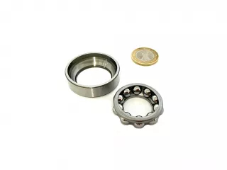 Steering bearing for Japanese compact tractors v2. (1)